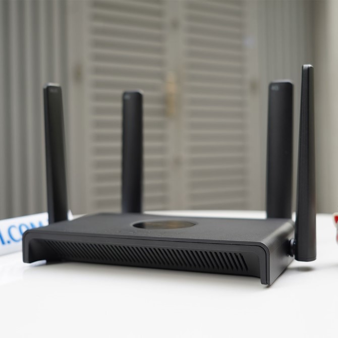 Bộ định tuyến 4G LTE Ruijie RG-EW300T N300 tốc độ 300Mbps