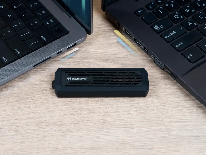 Box ổ cứng SSD M.2 PCIe / SATA Transcend (TS-CM10G)