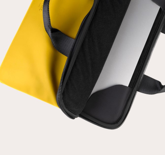 Túi chống sốc MacBook 13/14 inch Tucano Gommo Superslim