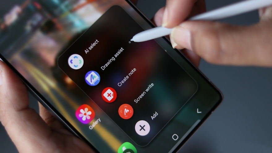 Samsung cân nhắc loại bỏ S Pen trên Galaxy S26 Ultra