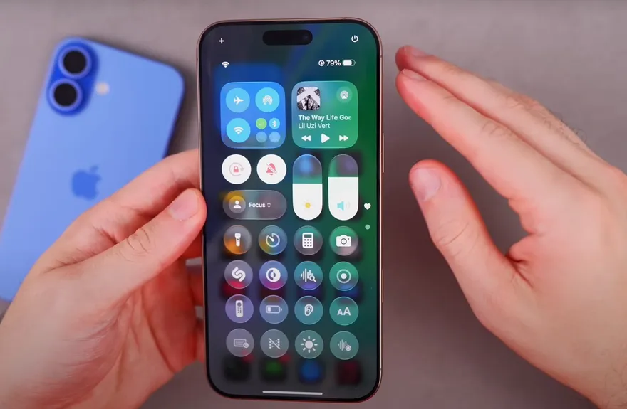 Đánh giá iOS 26 Beta 3 hiệu năng và pin