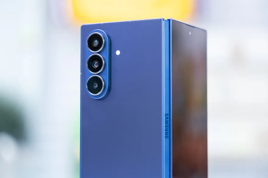 Galaxy Z Fold7: Giá bao nhiêu và có mấy màu?