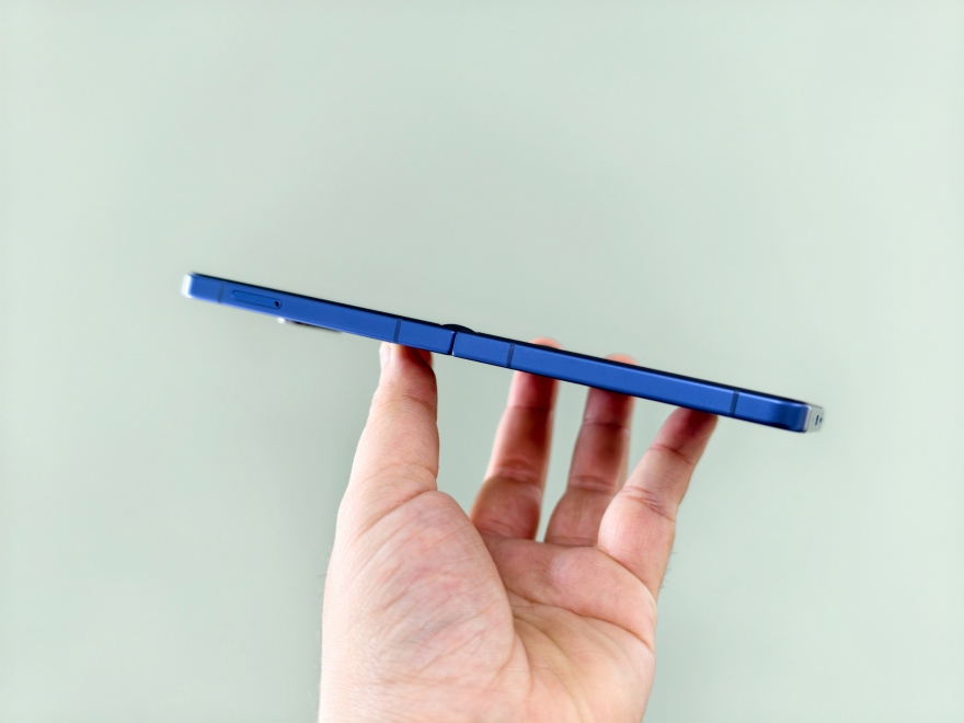 So sánh Galaxy Z Flip6 và Galaxy Z Flip7