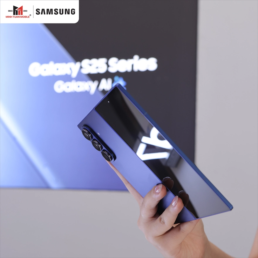 Người dùng Galaxy Z Fold7 gặp vấn đề với bản lề siêu mỏng