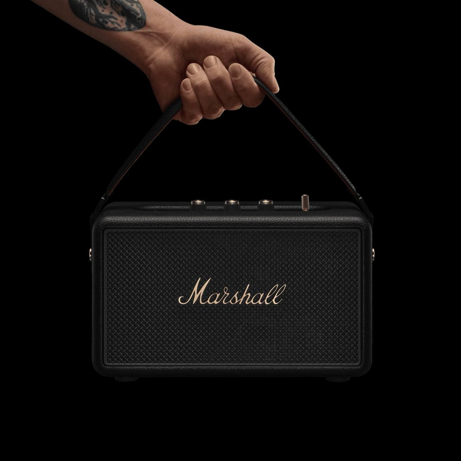 Thời lượng pin lên đến 50+ giờ