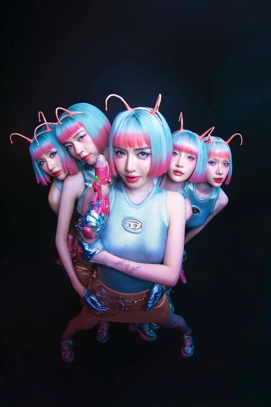 Lời bài hát Cách Yêu Đúng Điệu - Em Xinh Say Hi Live Stage 4