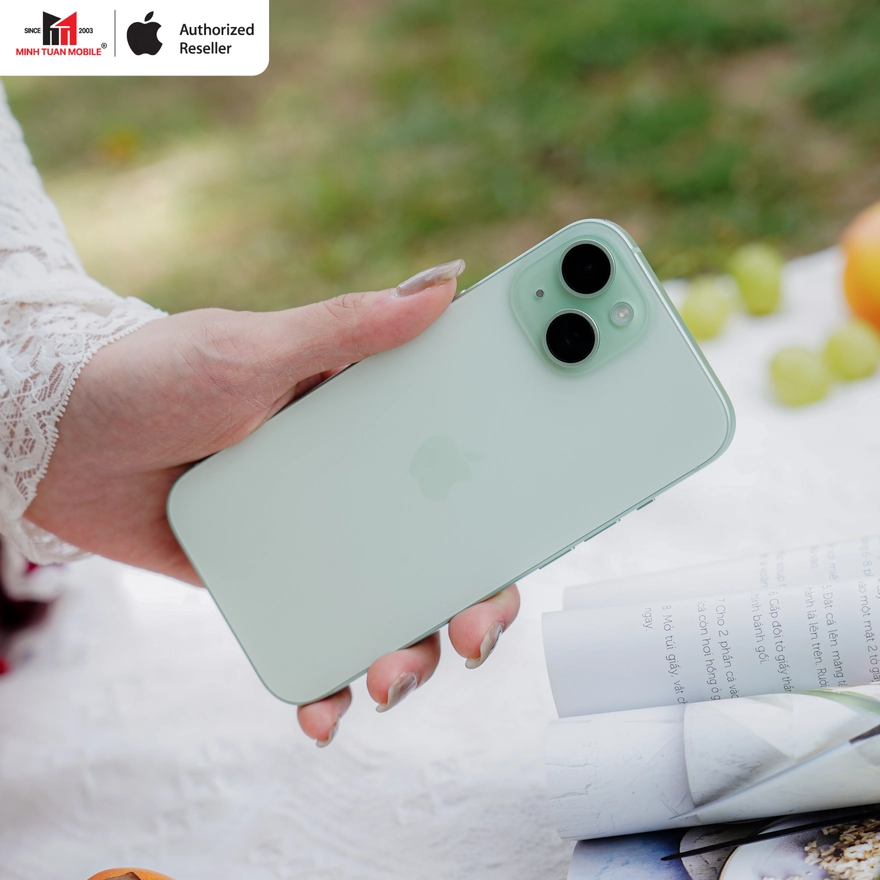 Sinh viên nên mua iPhone nào nhất mùa đại học 2025?