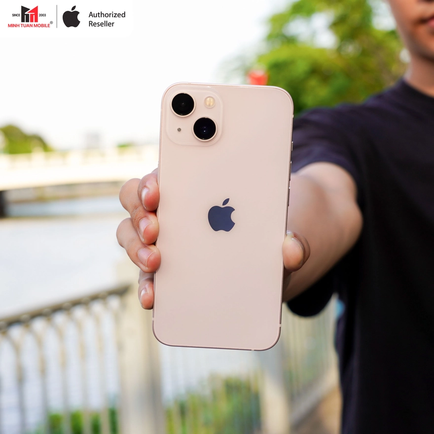 Sinh viên có nên mua iPhone 13 trong năm 2025?