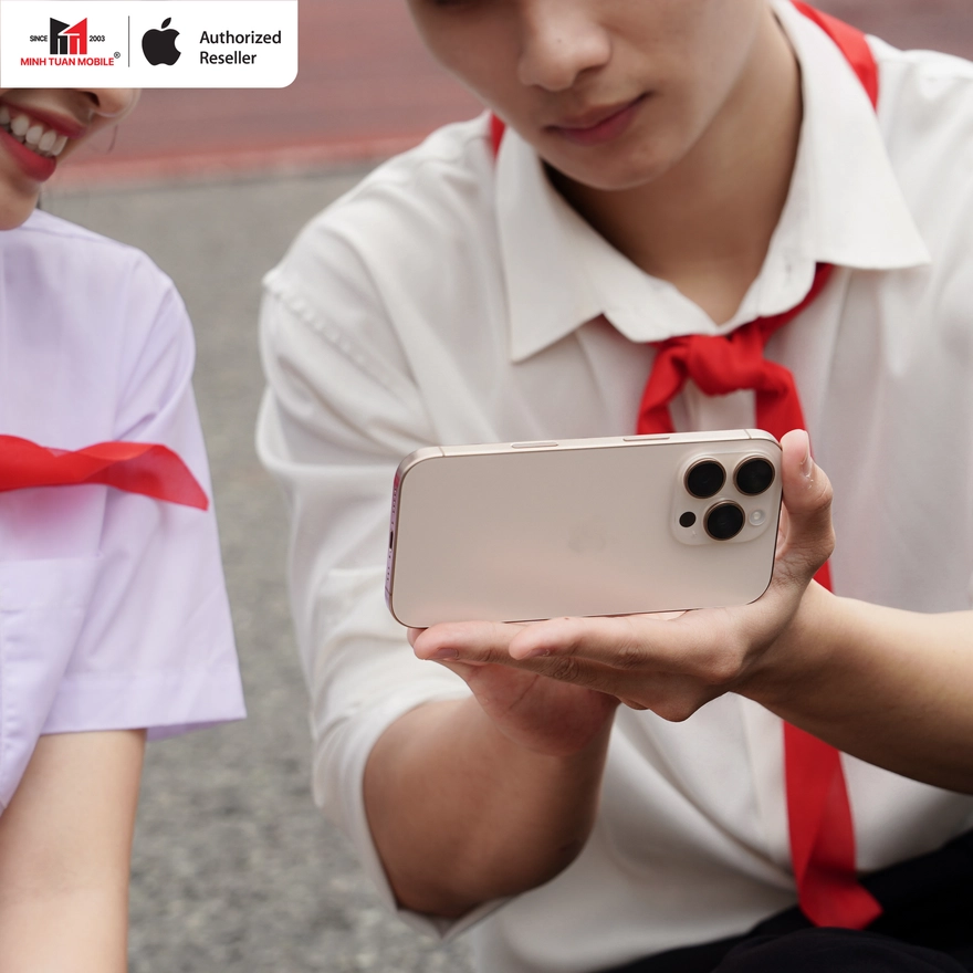 Những ai nên cập nhật iOS 26 Beta 7 cho iPhone?