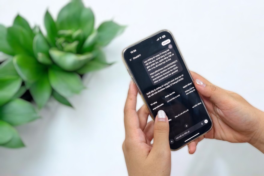 Bí kíp học từ vựng nhớ lâu với ChatGPT trên iPhone