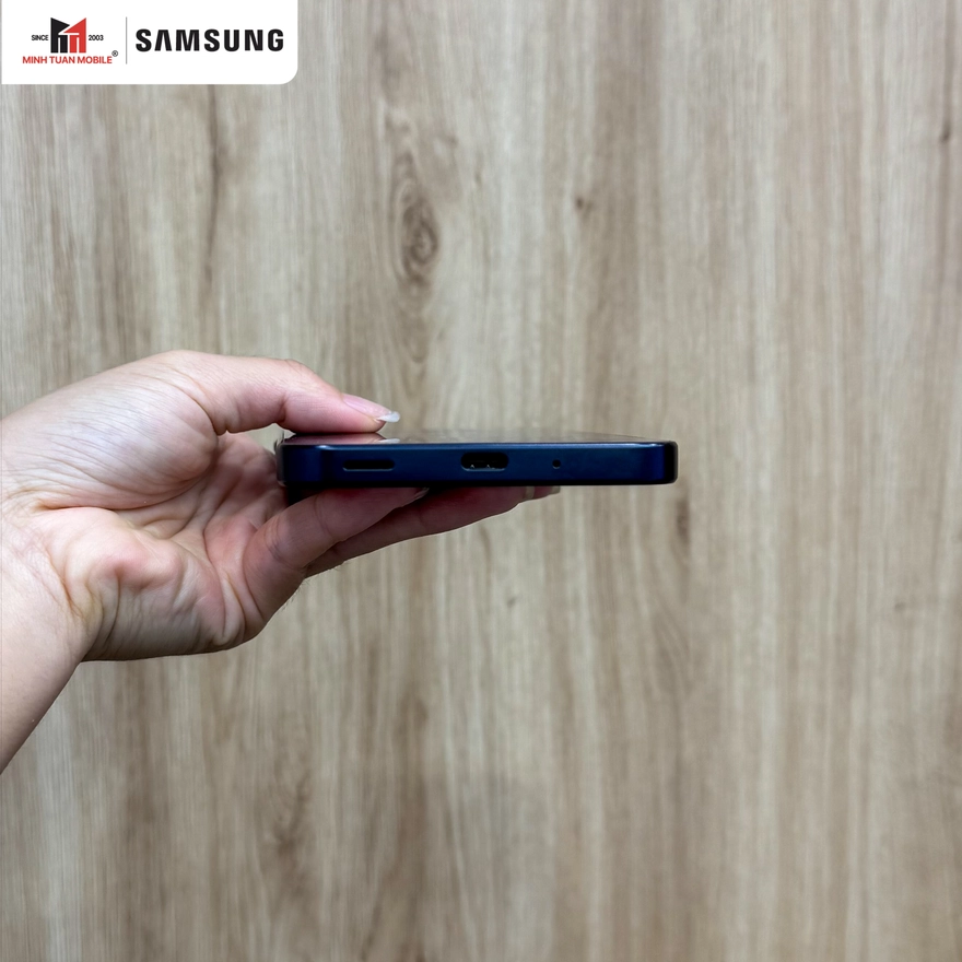 Galaxy A17 và Galaxy A16: Có 6 triệu nên chọn máy nào?