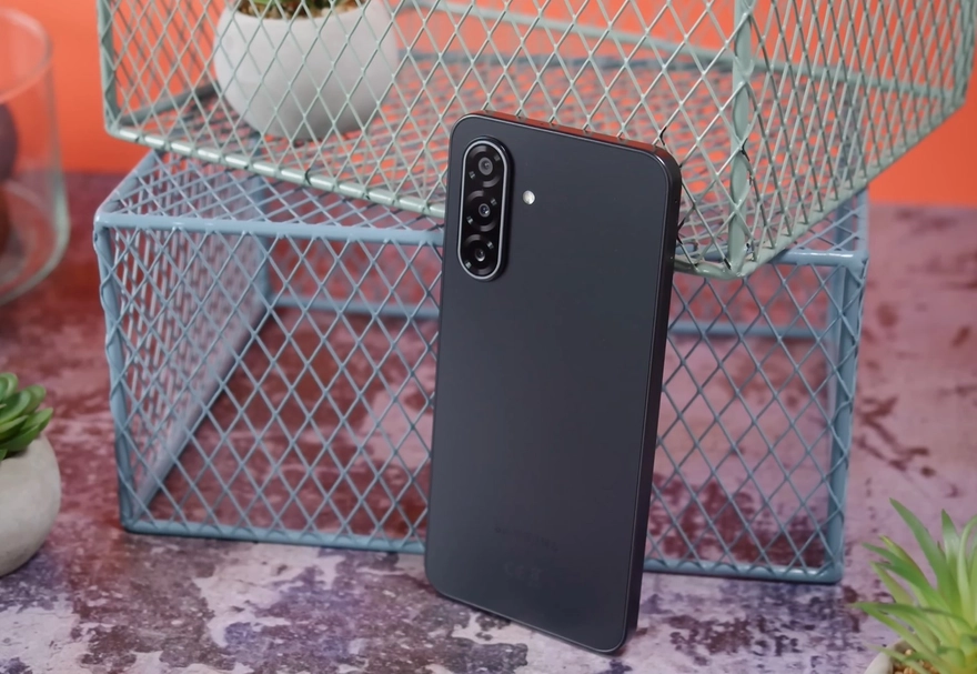 Galaxy A17 và Galaxy A16: Có 6 triệu nên chọn máy nào?