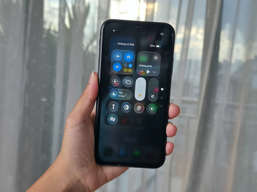 iOS 26 Beta 9 vừa ra mắt: Hiệu năng mượt, pin thì chưa chắc!