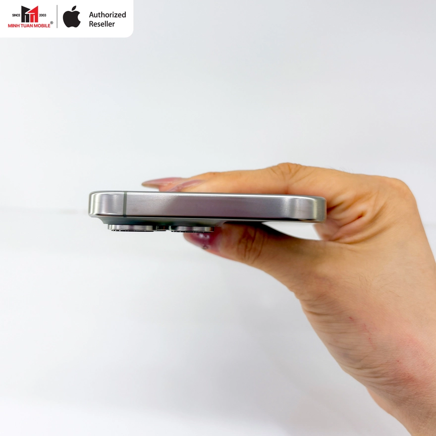 iPhone 16 Pro Max sau 1 năm: Có còn xứng đáng để xuống tiền?