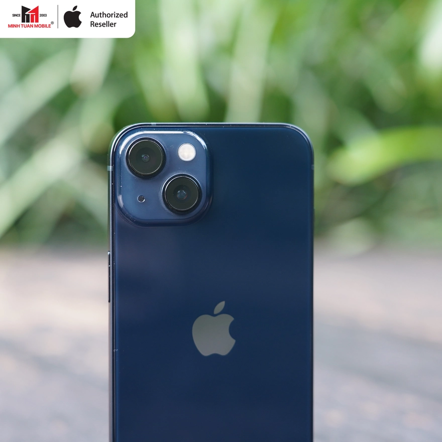 Sinh viên 2025 săn deal hot: iPhone 13 chỉ 11 triệu đồng