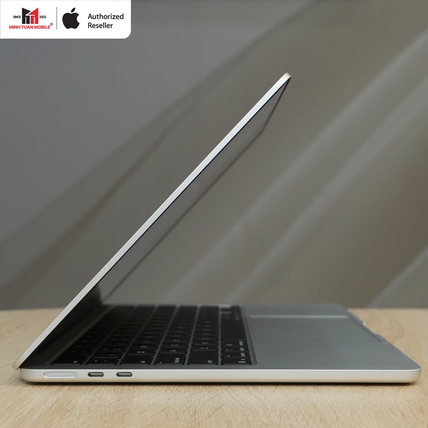 MacBook Air M4 giảm sâu: Lựa chọn hoàn hảo cho sinh viên!