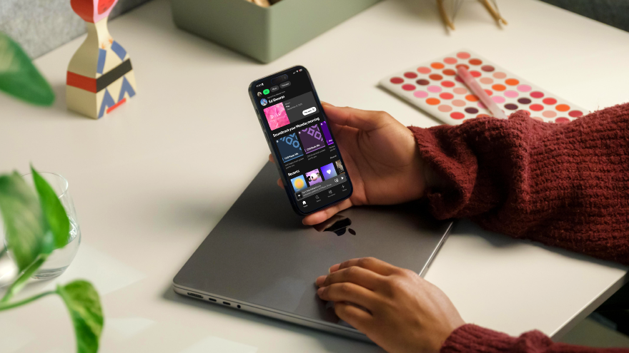 Ứng dụng trên iPhone mượt hơn Android