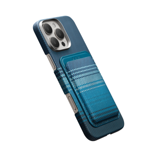 Nam châm MagSafe lực hút mạnh, gắn chắc tuyệt đối