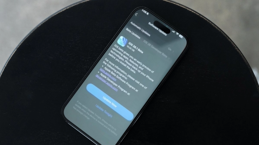 Đánh giá pin và hiệu năng của iOS 26.1 Beta 1