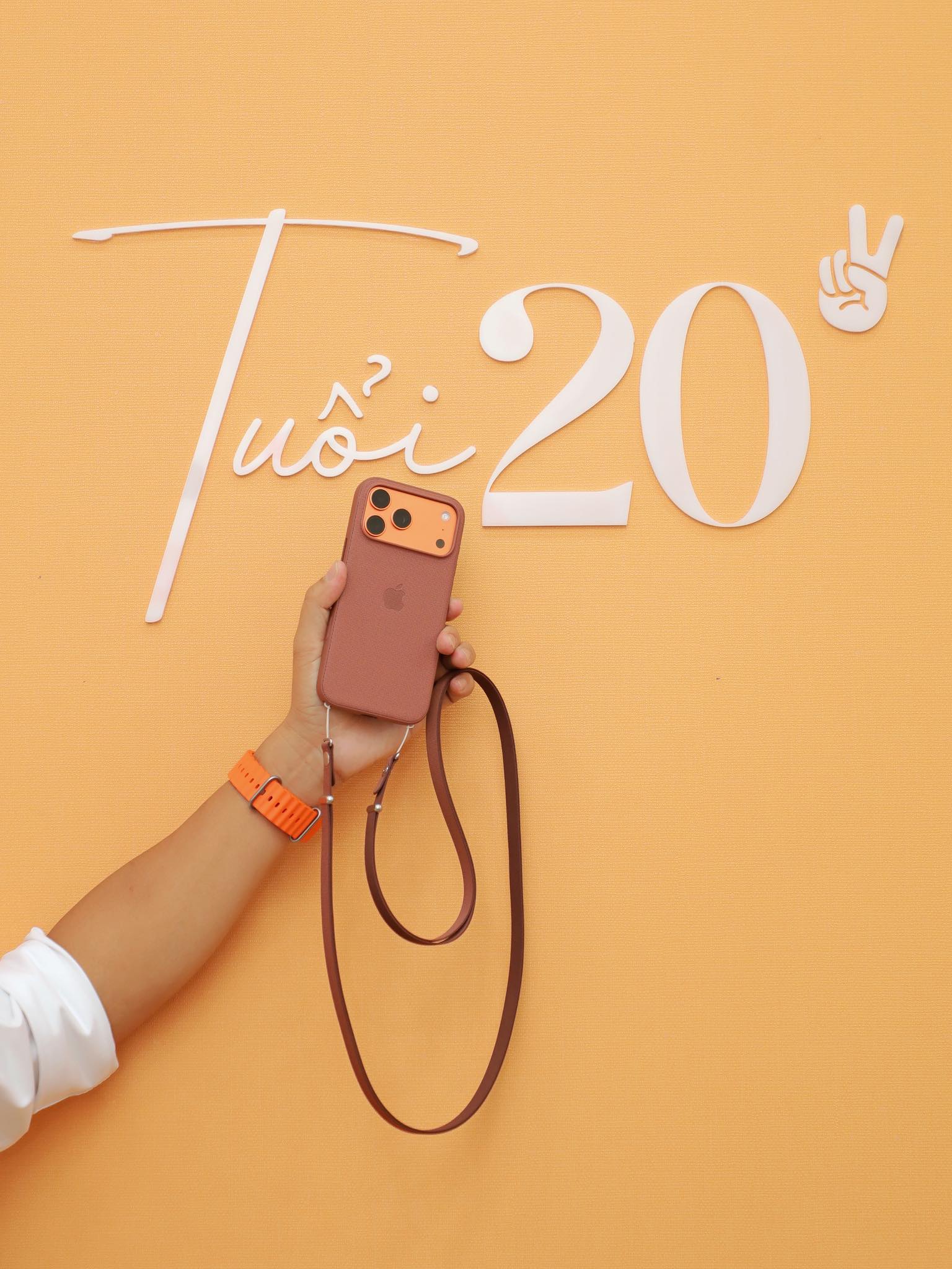 Top phụ kiện đi kèm dành cho iFan khi dùng iPhone 17