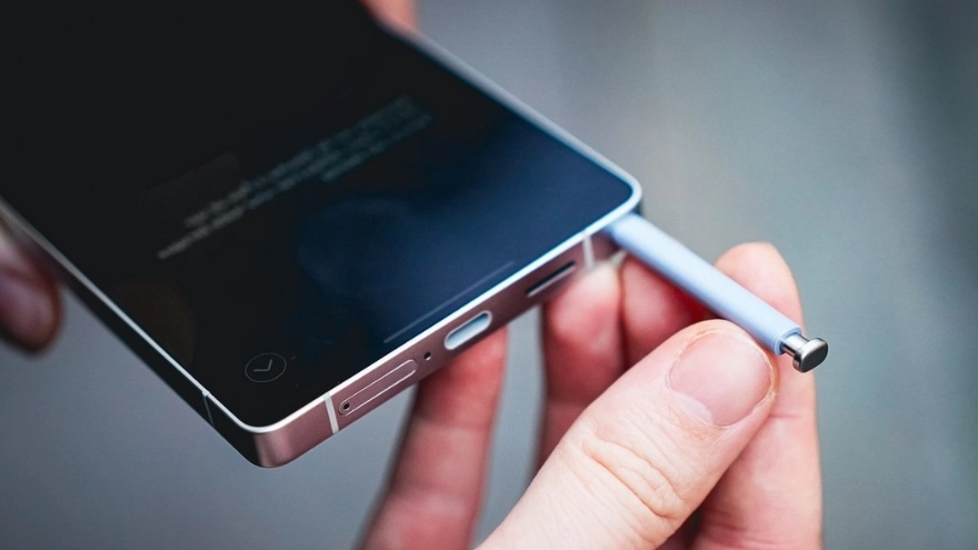 Galaxy S26 Ultra lộ S Pen thiết kế mới