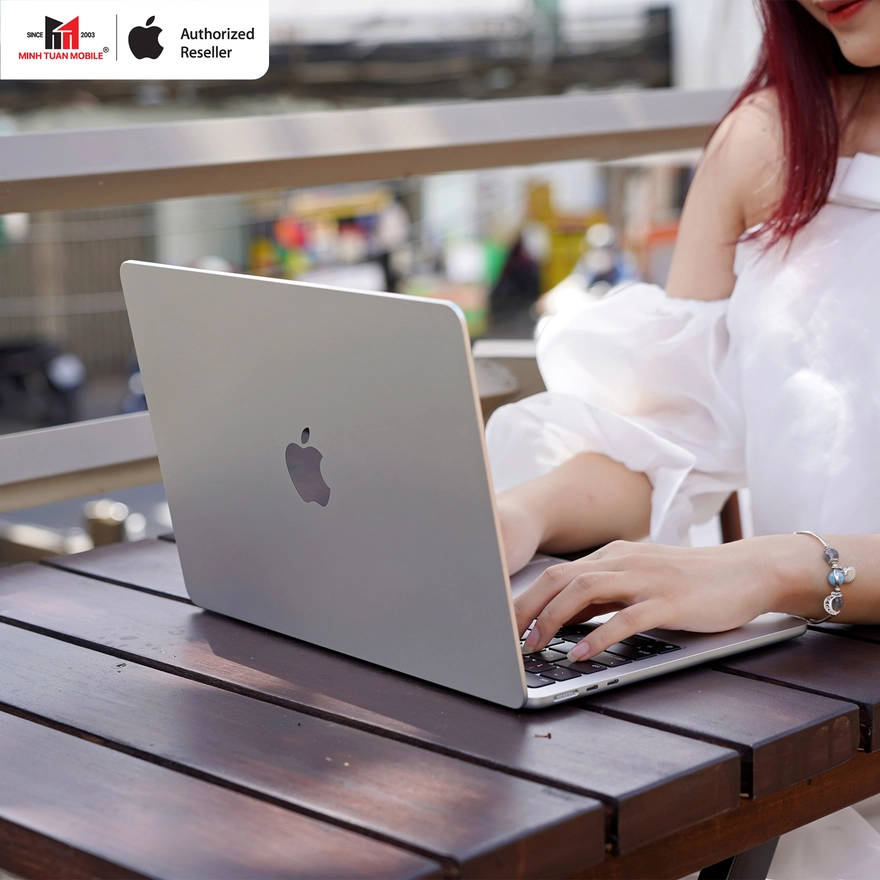 Cập nhật bảng giá MacBook mới nhất tháng 10/2025