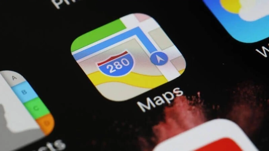 iOS 26 sẽ theo dõi bạn qua bản đồ Maps App, tắt ngay đi!
