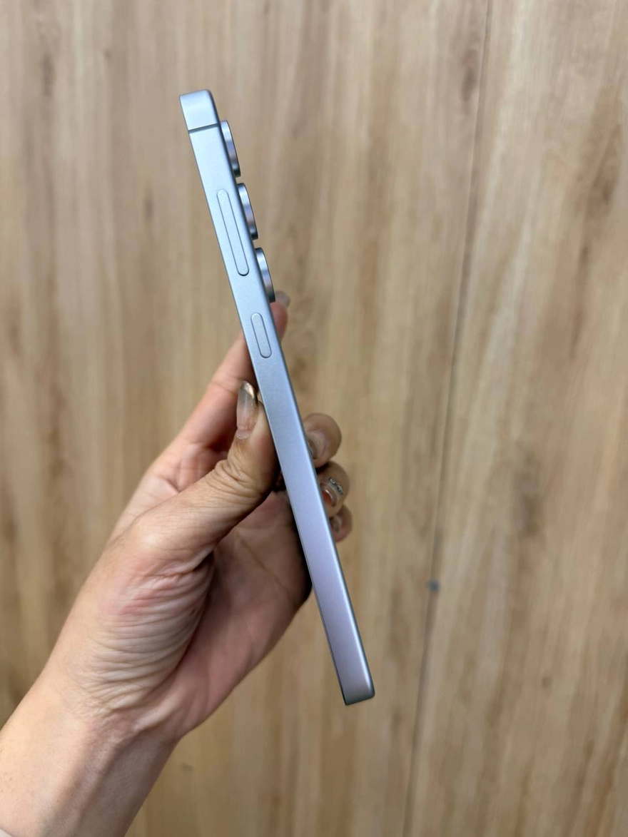 Có 7 triệu, nên mua Galaxy S24 FE cũ không?