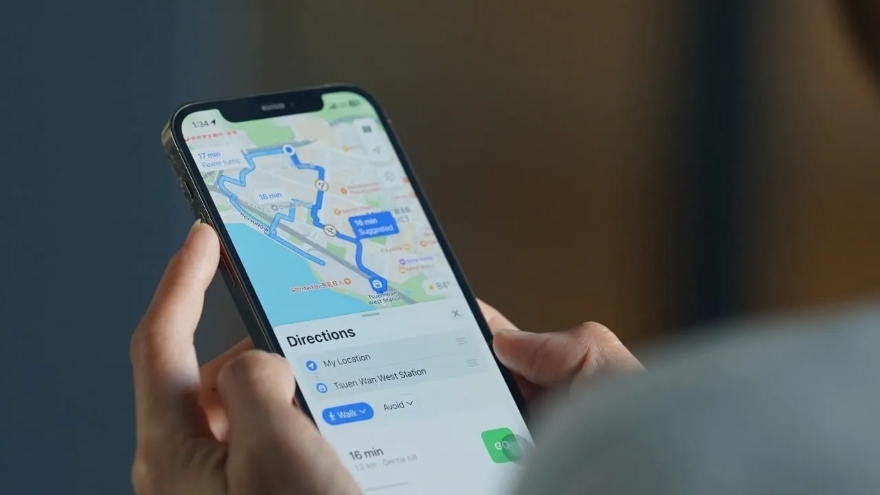 Sau App Store, đến lượt Apple Maps có quảng cáo