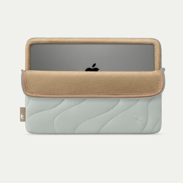 Công nghệ CornerArmor X4 tăng cường chống sốc cho MacBook