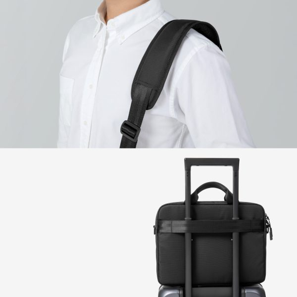 Ngăn đựng laptop chống sốc và lớp lót mềm bên trong