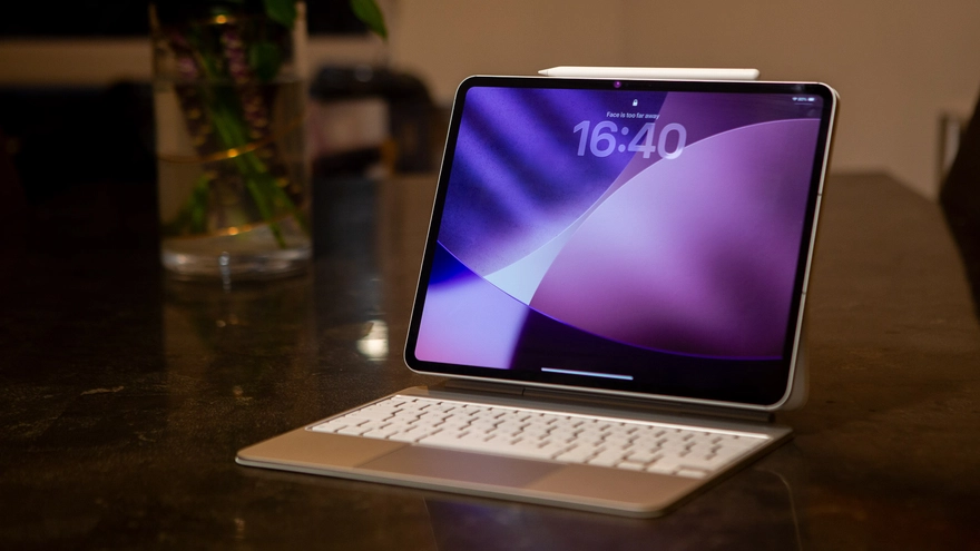 Đang dùng iPad Pro M1: Có nên 