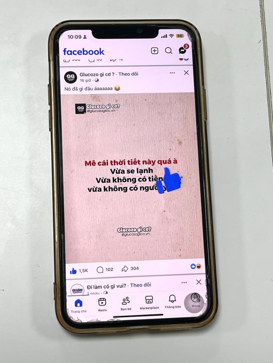 Facebook đổi logo theo mùa: hiệu ứng bông tuyết tạo không khí Giáng sinh