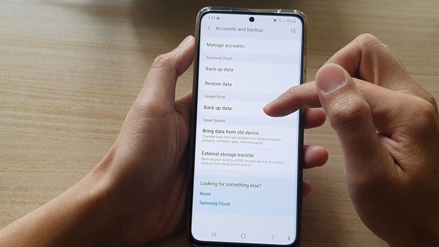 5 bước sống còn cần làm trước khi lên One UI 8.5