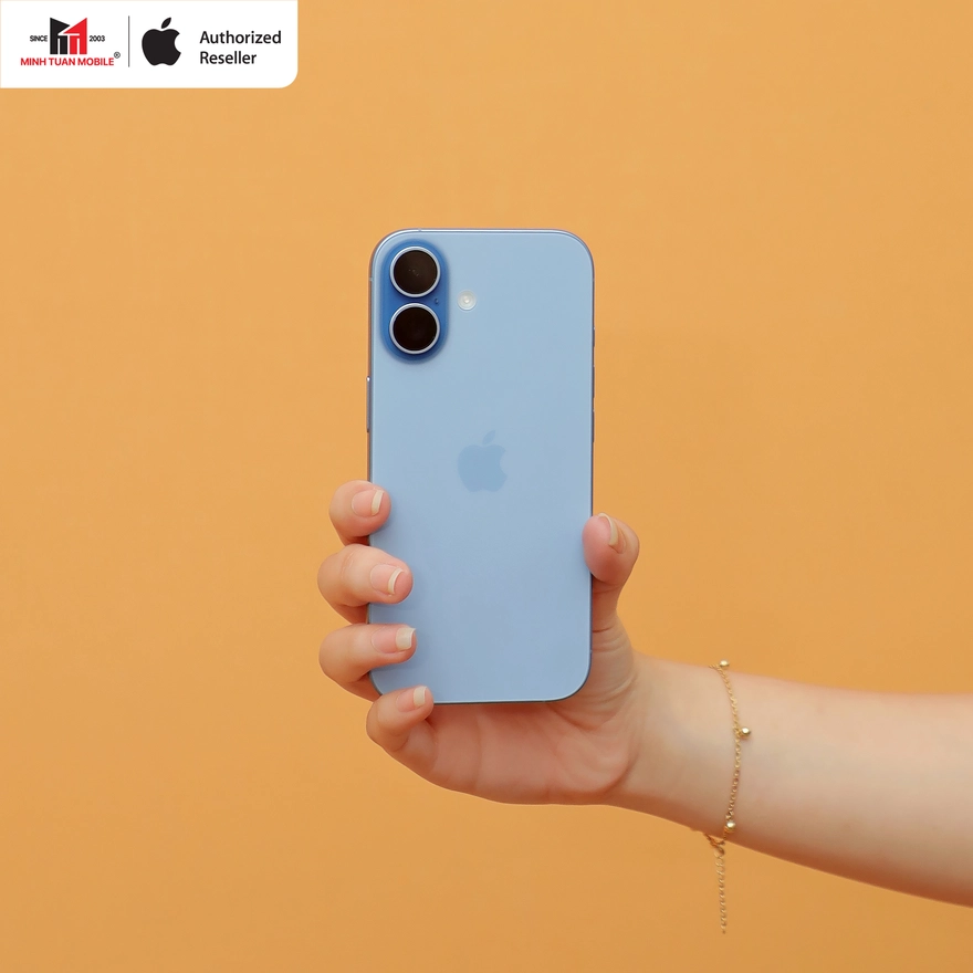 iPhone 17 đạt giải Điện thoại của năm: Có nên mua ngay?