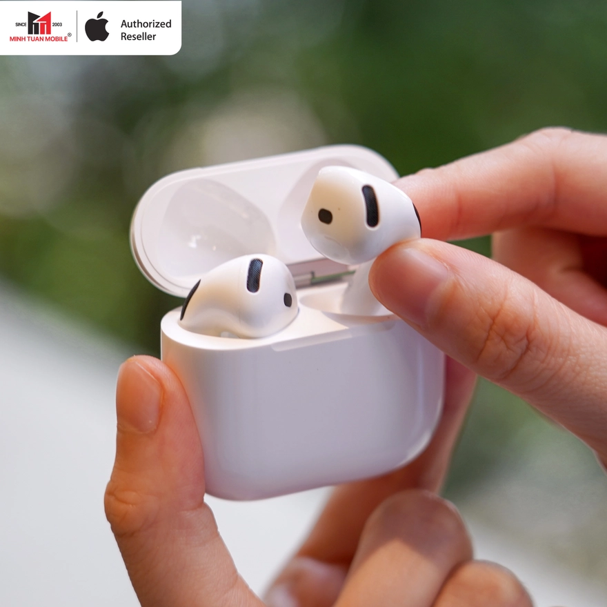 AirPods 4: Giá mềm hơn Pro, chất âm 