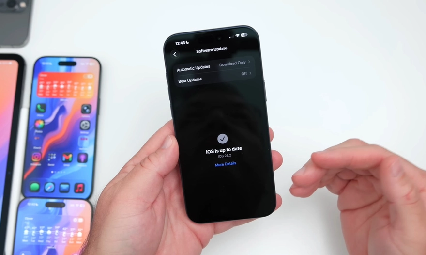 Review iOS 26.2: Hiệu năng mượt nhưng vẫn còn lỗi tồn đọng?