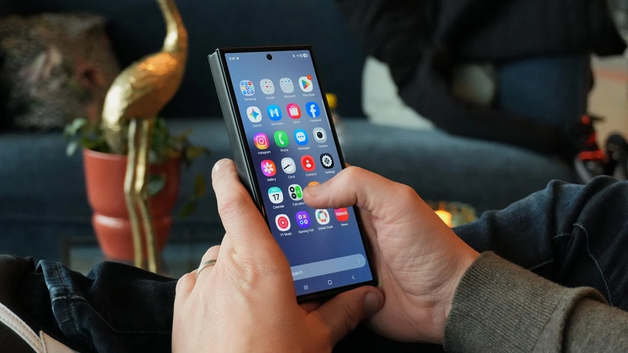 Tất cả những điều bạn cần biết về Galaxy Z TriFold