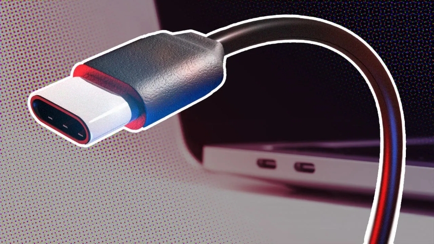 Dùng sạc laptop cho điện thoại có an toàn