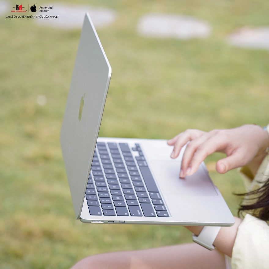 MacBook Air M2: Lựa chọn ngon-bổ-rẻ dịp cuối năm 2025