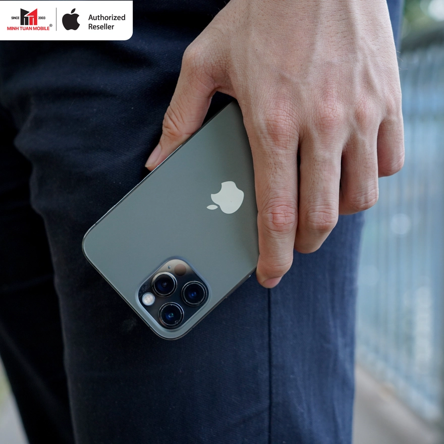 iPhone 12 Pro: Món hời 