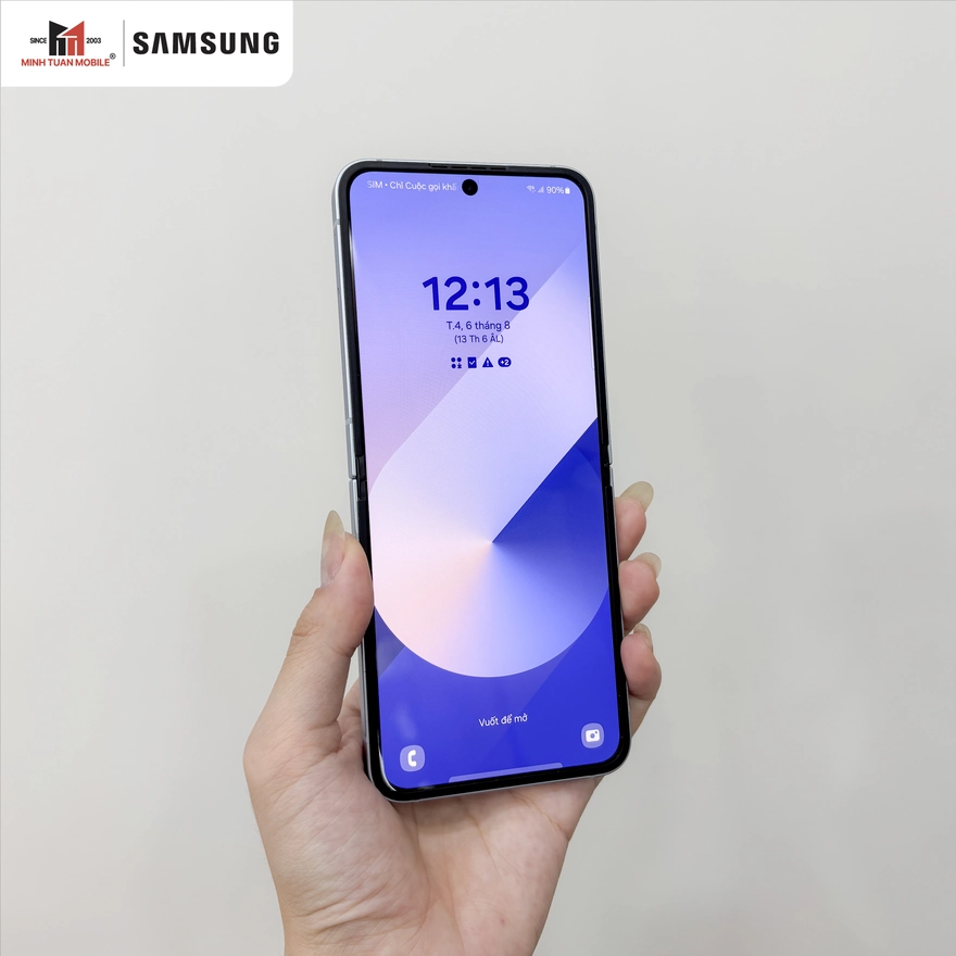Năm 2026, chọn Galaxy Z Flip 6 hay Galaxy Z Flip7?