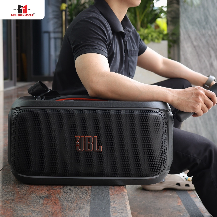 danh-gia-jbl-partybox-on-the-go-2-pin-roi-hat-karaoke-cuc-da