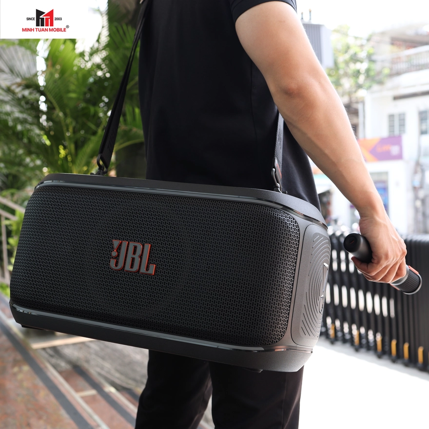 danh-gia-jbl-partybox-on-the-go-2-pin-roi-hat-karaoke-cuc-da
