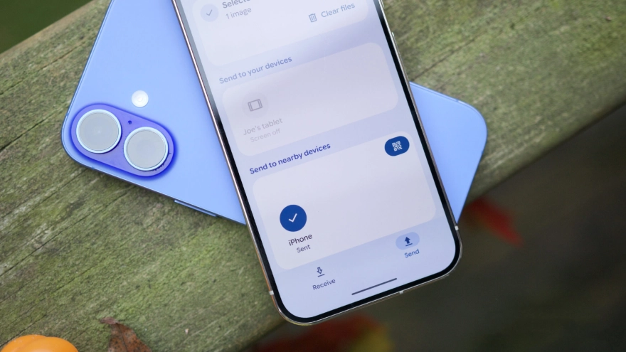 Khi nào Android mới AirDrop được với iPhone