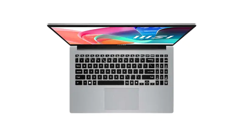 Trải nghiệm sử dụng tiện lợi với bàn phím có đèn và webcam HD