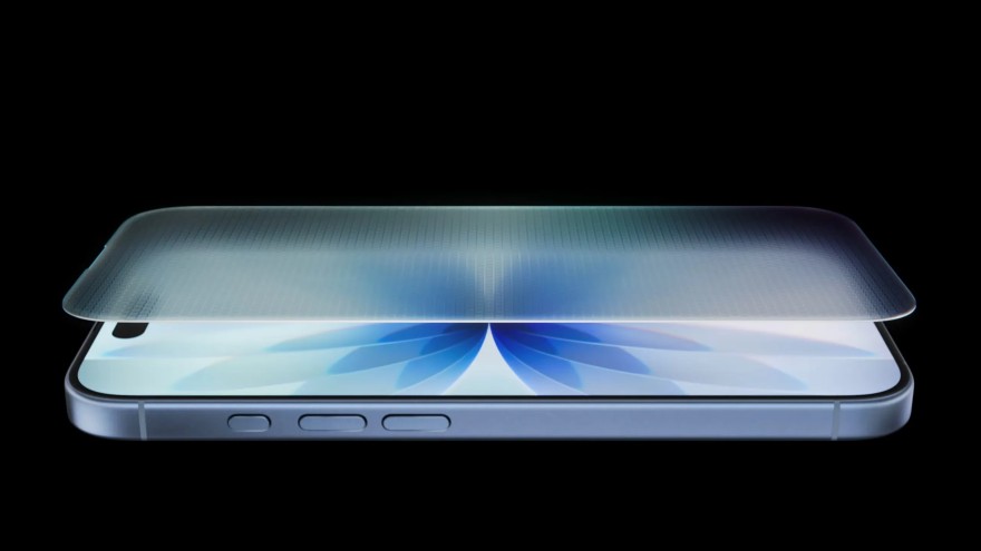Apple khoe màn hình iPhone 17 cực bền