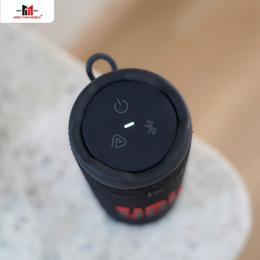 Đánh giá JBL Grip, loa Bluetooth nhỏ gọn, pin lâu & bền bỉ