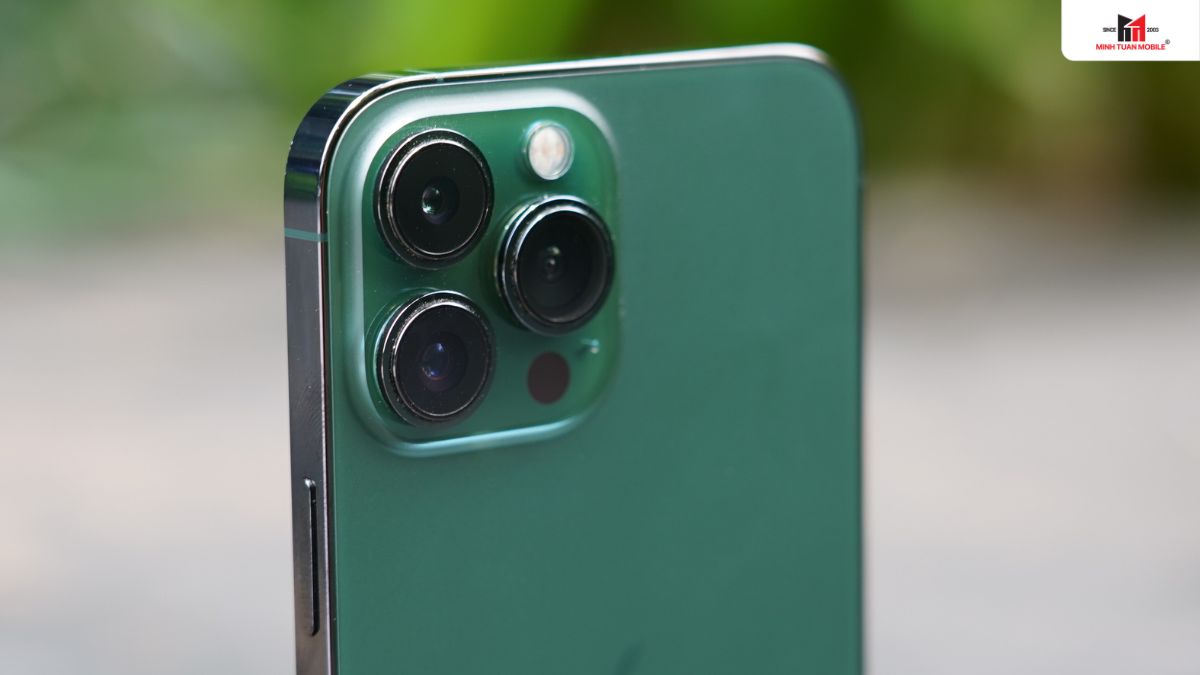 Nên lưu ý gì khi mua điện thoại iPhone 13 series cũ