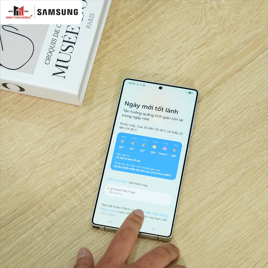 One UI 8.5 sửa lỗi vuốt chạm nhầm gây khó chịu mỗi ngày